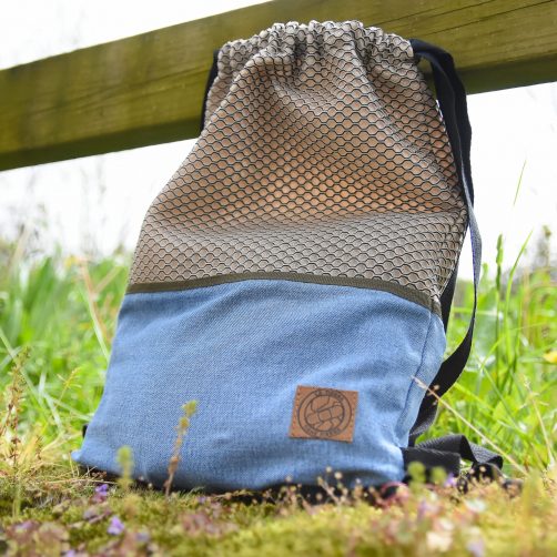 Mochila Beige "La Tierra Tiene Fiebre"
