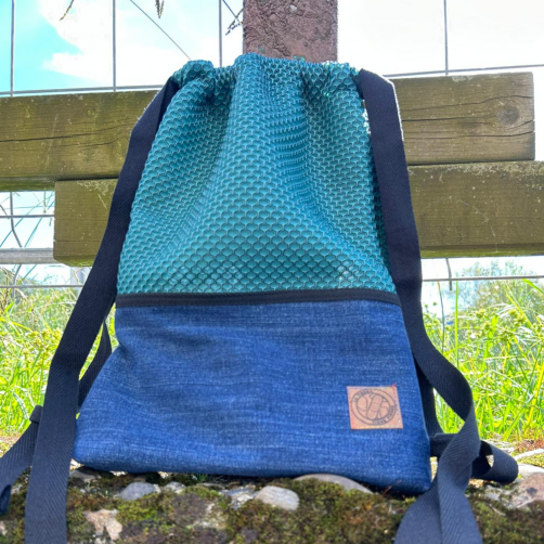Mochila Verde Pasto "La Tierra Tiene Fiebre"
